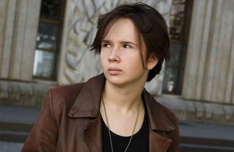 Benedikt Jenke Ein umfassender Blick auf Persönlichkeit, Karriere & digitale Präsenz benedikt jenke